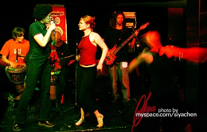 NXNE 2006: Belladonna and Ms Elizabeth Dawn Snell face off.  Mike Clark, Sage, Johnny Ray Syllabus and Andreah Hunt jam it out.