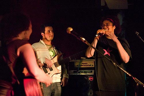 Funkstress GreenTara, bassist Matt Lima & Belladonna get real @ Pepperjack Cafe in Hamilton, October 2005 (photo by Matthew Maaskant)